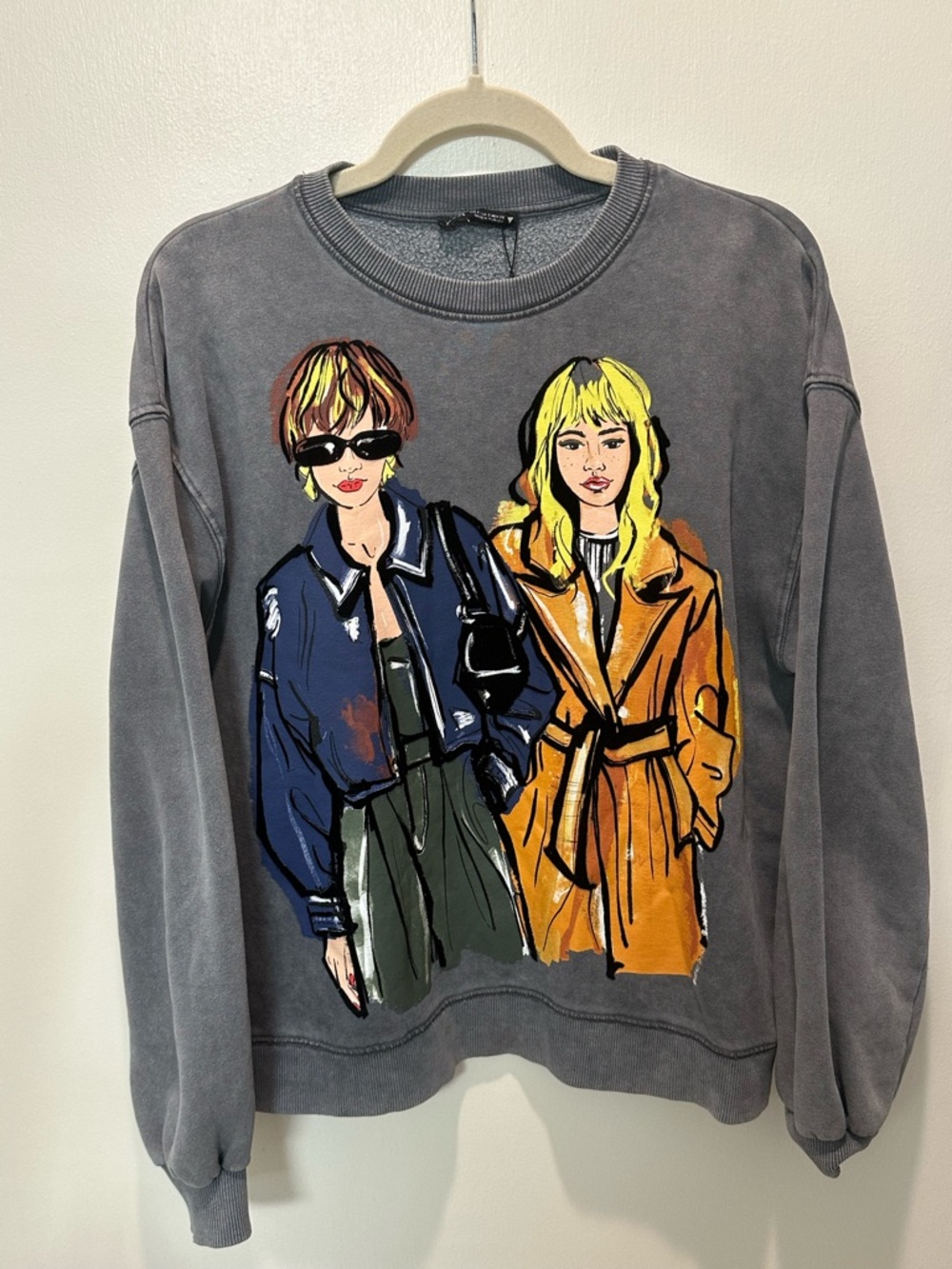 Zara Gray Graphic Sweatshirt with Navy & Mustard Illustration